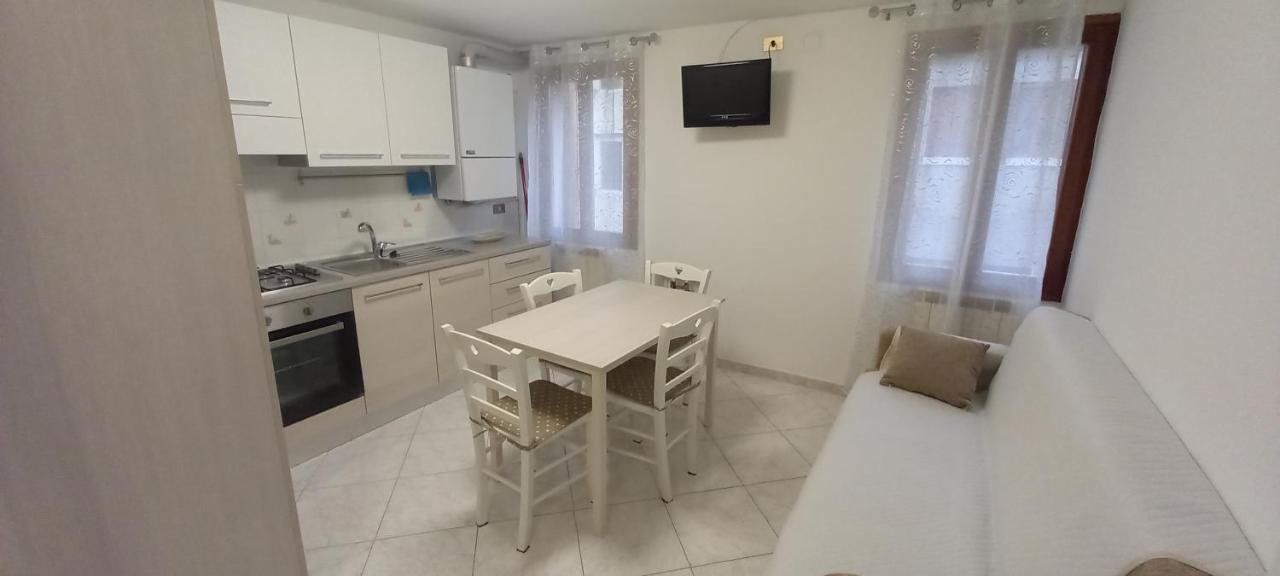 Begio Apartments Chioggia Bagian luar foto