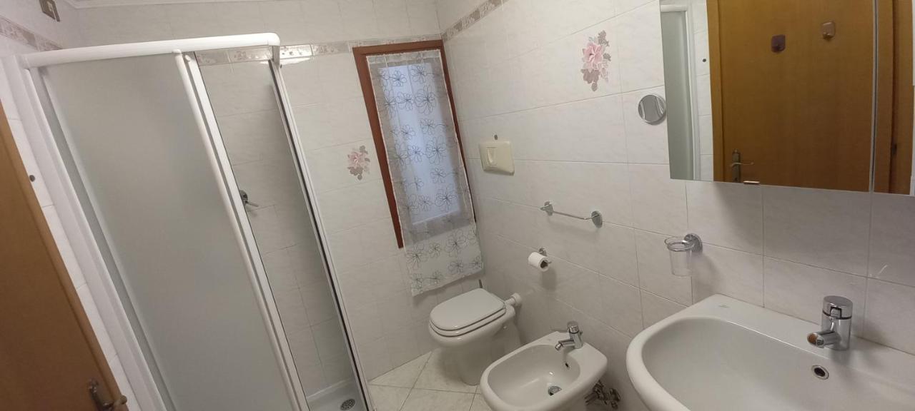 Begio Apartments Chioggia Bagian luar foto
